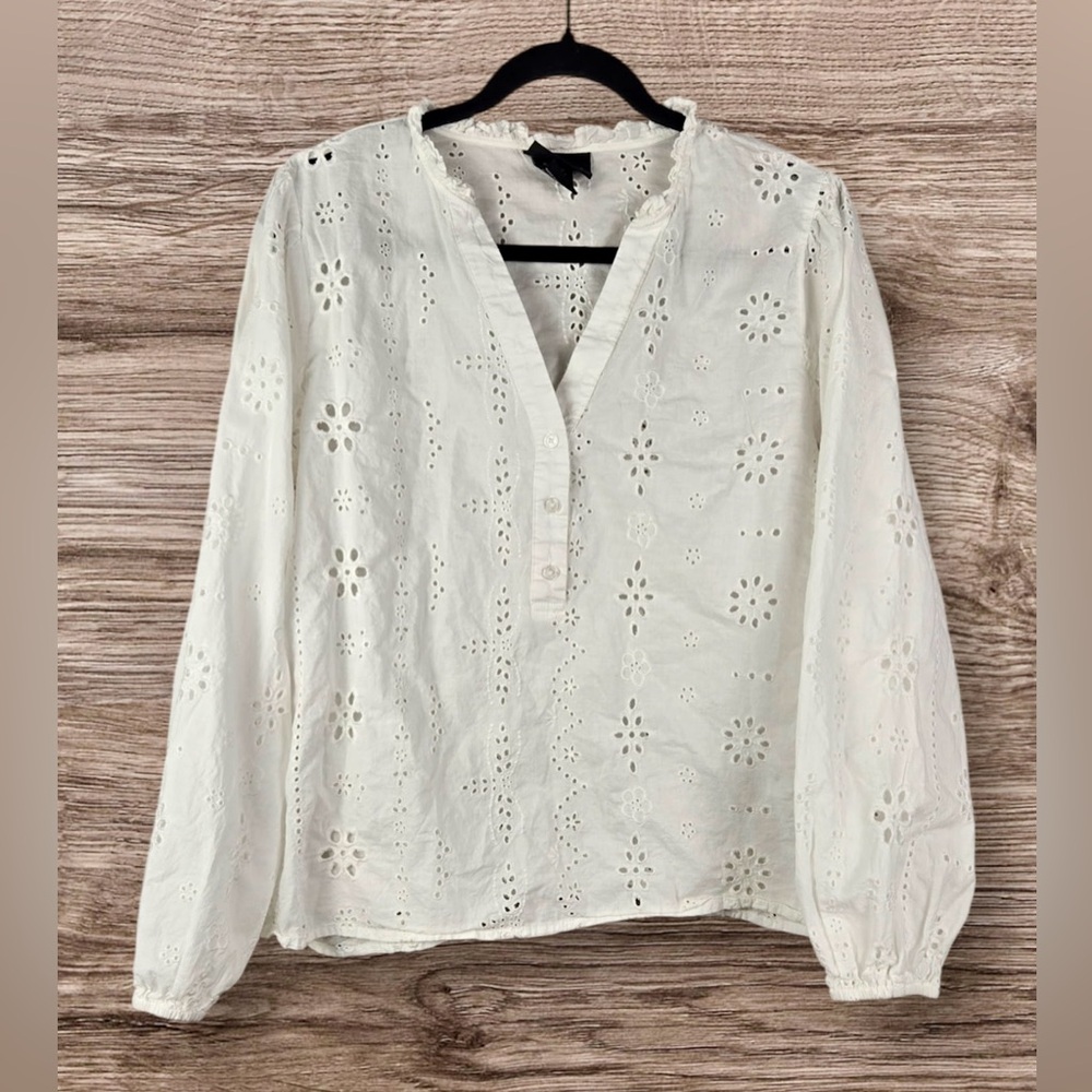 Liv Los Angeles Elegant White Eyelet Blouse for Women💕